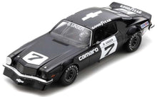 Indlæs billede til gallerivisning Chevrolet CAMARO #7 BOBBY UNSER WINNER MICHIGAN IROC 1974 sort/hvid 1:18