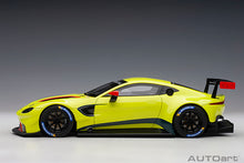 Indlæs billede til gallerivisning ASTON MARTIN VANTAGE GTE PRESS 24h LE MANS 2018 YELLOW 1:18