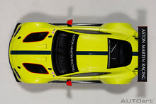 Indlæs billede til gallerivisning ASTON MARTIN VANTAGE GTE PRESS 24h LE MANS 2018 YELLOW 1:18