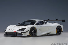 Indlæs billede til gallerivisning McLAREN 720S GT3 2017 GLOSS WHITE 1:18
