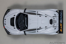 Indlæs billede til gallerivisning McLAREN 720S GT3 2017 GLOSS WHITE 1:18
