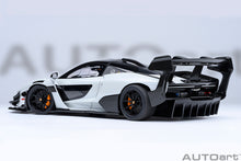 Indlæs billede til gallerivisning McLAREN SENNA GTR 2021 SILICA WHITE 1:18