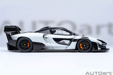 Indlæs billede til gallerivisning McLAREN SENNA GTR 2021 SILICA WHITE 1:18