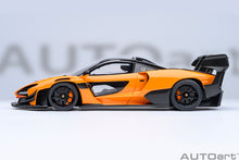 Indlæs billede til gallerivisning McLAREN SENNA GTR 2021 ORANGE 1:18