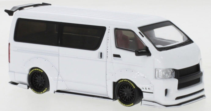 Toyota HIACE WIDEBODY 2018 hvid metallic 1:43