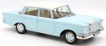 Indlæs billede til gallerivisning MERCEDES BENZ 220SE (W111) 1965 LIGHT BLUE 1:18