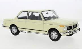 BMW 2002 TII 1970 beige 1:18