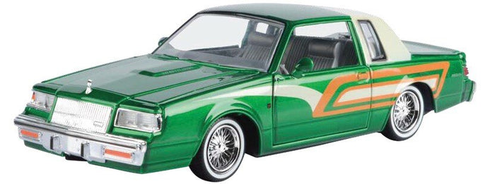 Buick REGAL 1987 grøn/hvid/orange 1:24