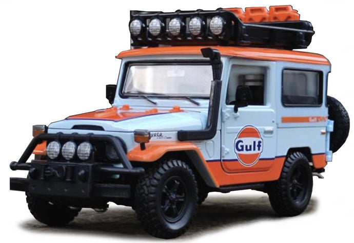 Toyota FJ40 LAND CRUISER #8 with Gulf Livery lys blå/orange/sort 1:24