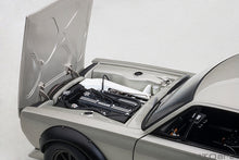 Indlæs billede til gallerivisning 1/18 Nissan Skyline GT-R (KPGC-10) Racing, silver 1:18