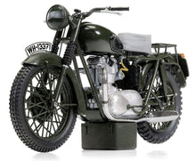 Indlæs billede til gallerivisning TRIUMPH TR6 650 TROPHY &quot;THE GREAT ESCAPE&quot; S.MCQUEEN 1963 GREEN/MUD 1:12