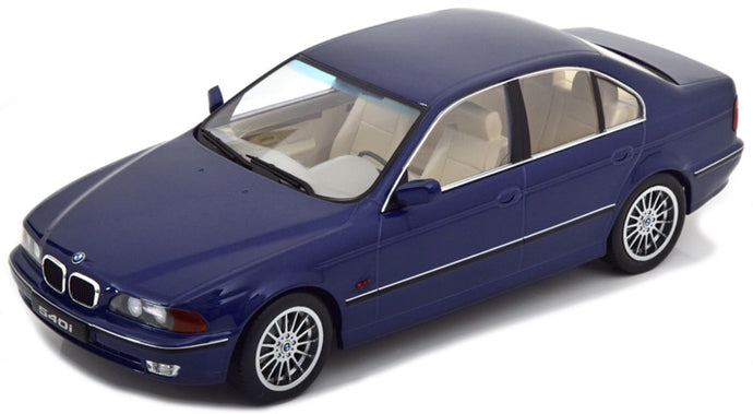 BMW 540i E39 SEDAN 1995 mørk blå metallic 1:18