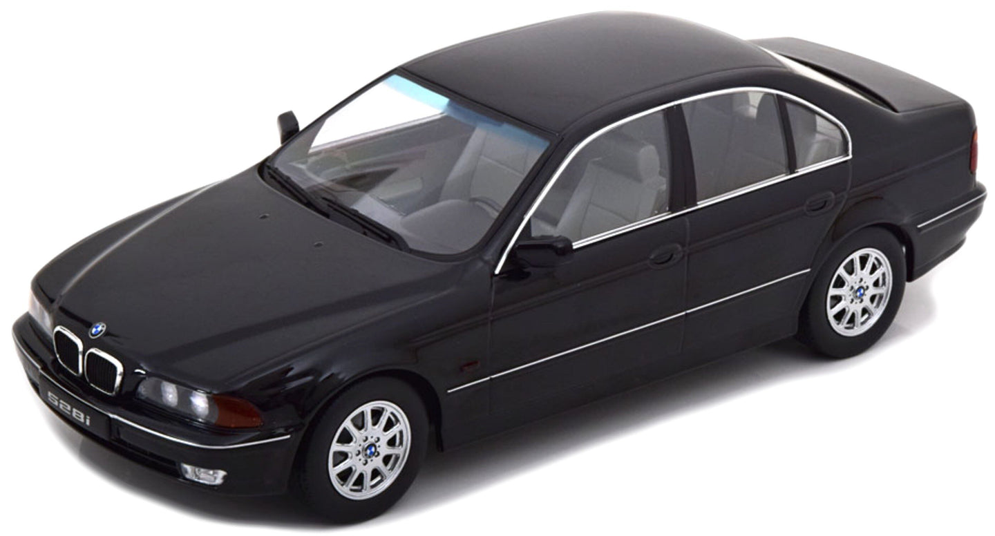 BMW 5-SERIES 528i (E39) SEDAN 1995 BLACK 1:18
