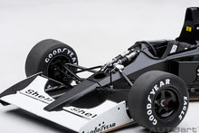 Indlæs billede til gallerivisning McLAREN F1 MP4/6 HONDA N 1 WORLD CHAMPION 2nd JAPAN GP 1991 AYRTON SENNA RED WHITE 1:18