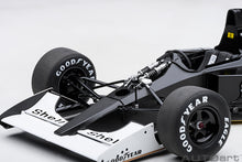 Indlæs billede til gallerivisning McLAREN F1  MP4/6 HONDA  N 2 JAPAN GP 1991 GERARD BERGER WHITE RED
