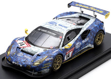 Indlæs billede til gallerivisning FERRARI 488 GT3 EVO 3.9L TURBO V8 HELLA PAGID RACING ONE GMBH TEAM N 14 24h NURBURGRING 2022 JEROEN BLEEKEMOLEN - CHRISTIAN KOHLHAAS - NICK FOSTER - JULES SZYMKOWIAK BLUE WHITE 1:43
