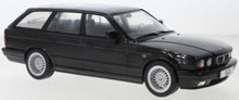 Indlæs billede til gallerivisning BMW 5er (E34) TOURING 1991 sort metallic 1:18