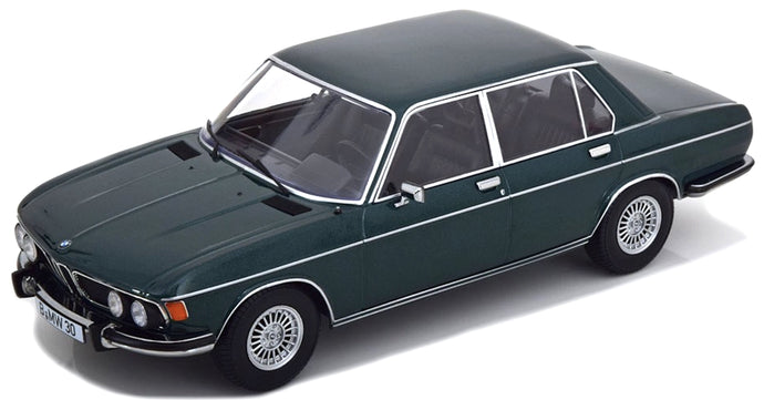 BMW 3.0S E3 2.SERIES 1971 mørk grøn 1:18