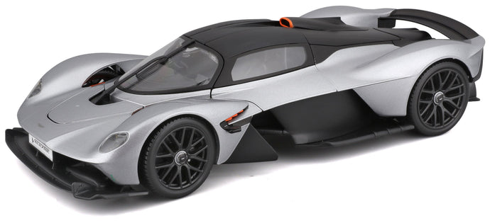 Aston Martin VALKYRIE 2022 - SPECIAL EDITION sølv/sort 1:18