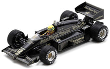 Indlæs billede til gallerivisning Lotus 97T #12 AYRTON SENNA WINNER PORTUGAL GP 1985 sort/guld 1:43