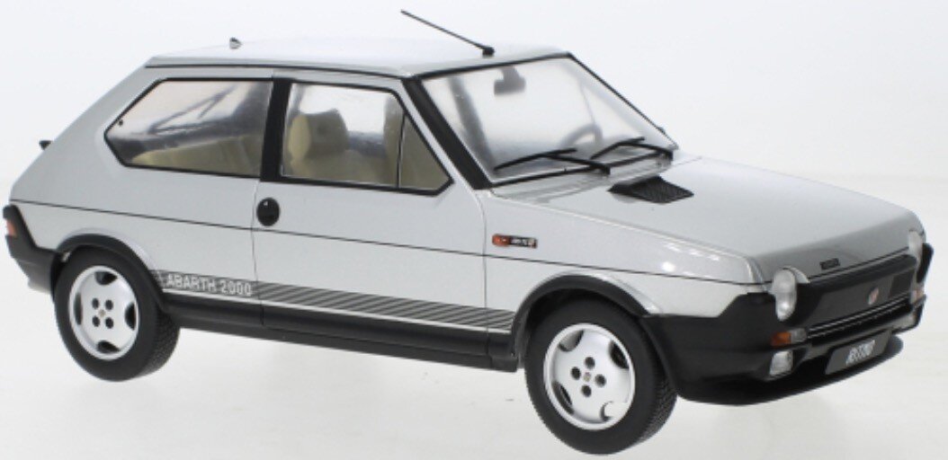 Fiat RITMO TC 125 ABARTH 1980 sølv/sort 1:18