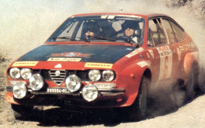 ALFA ROMEO ALFETTA GT GR.2 (night version) N 3 3rd RALLY TOUR DE COURSE 1975 JEAN CLAUDE ANDRUET - YVES JOUANNY RED BLACK 1:18