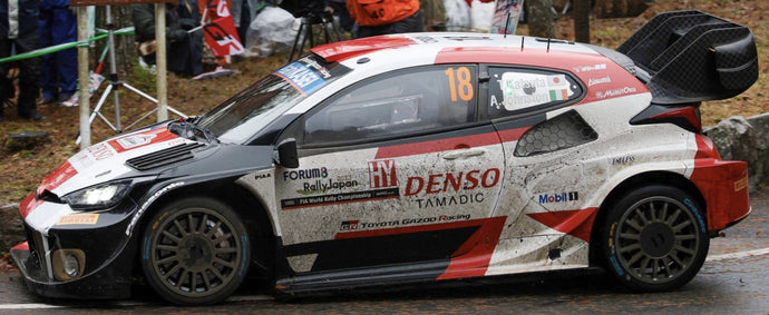 TOYOTA YARIS GR HYBRID RALLY1 TEAM TOYOTA GAZOO RACING WRT N 18 5th RALLY JAPAN 2023 T.KATSUTA - AARON JOHNSTON WHITE RED BLACK 1:43