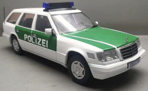 MERCEDES BENZ E-CLASS (S124) T-MODEL SW STATION WAGON POLIZEI 1995 WHITE GREEN 1:18