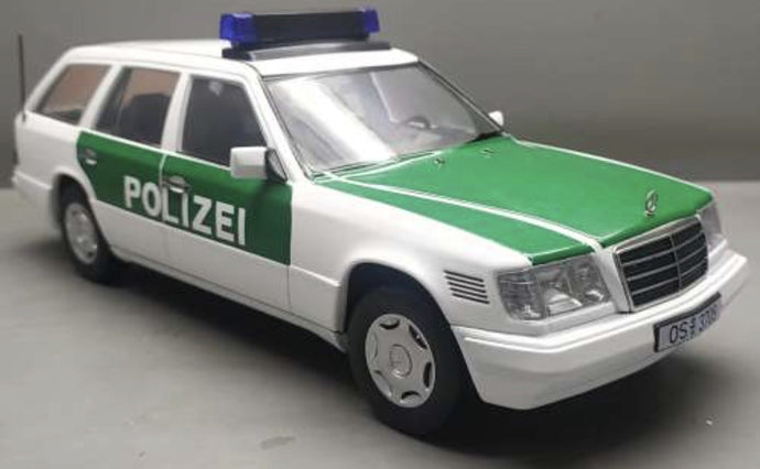 MERCEDES BENZ E-CLASS (S124) T-MODEL SW STATION WAGON POLIZEI 1995 WHITE GREEN 1:18