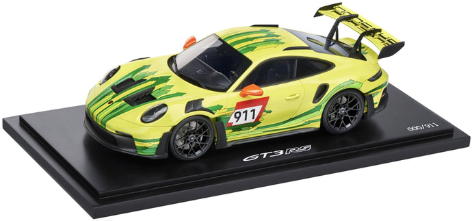 PORSCHE 911 992 GT3 RS N 911 COUPE 2023 WITH SHOWCASE YELLOW GREEN 1:18