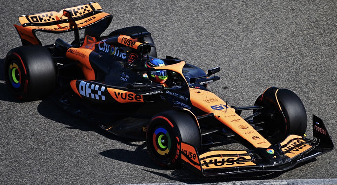 McLAREN F1 MCL38 TEAM MCLAREN N 81 4th AUSTRALIAN GP 2024 OSCAR PIASTRI ORANGE BLACK 1:43