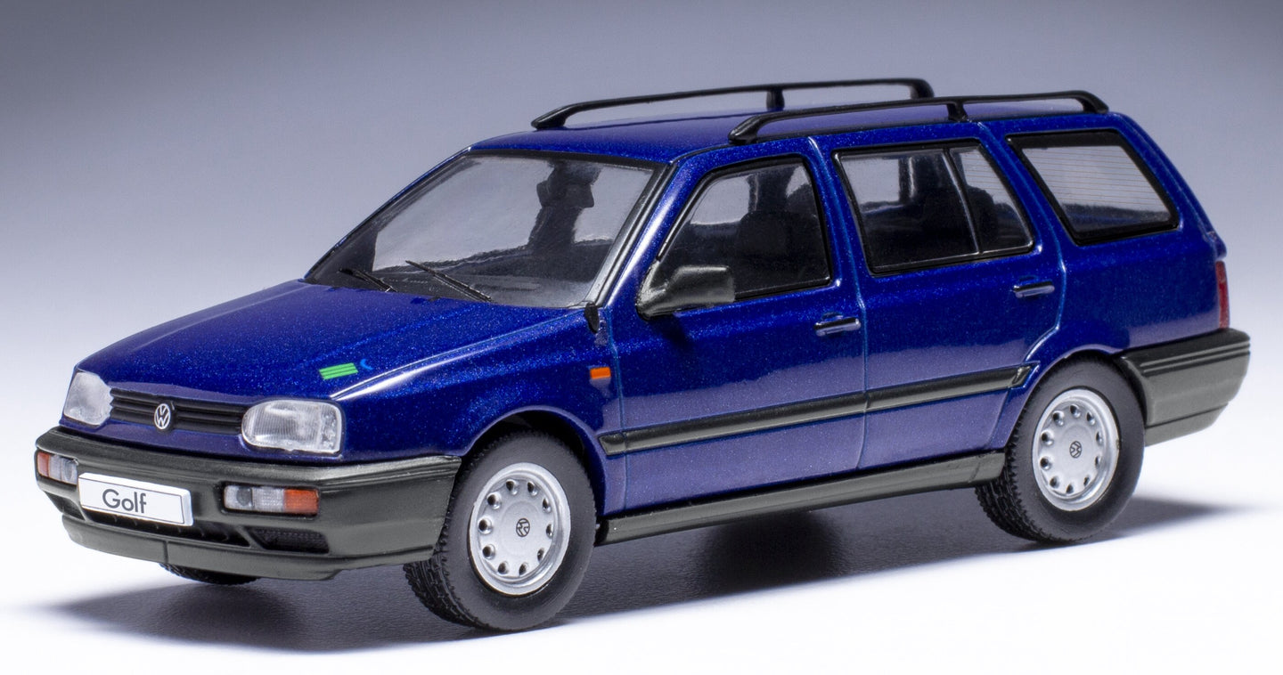VW GOLF III VARIANT PINK FLOYD 1994 MET.BLUE 1:43 fra Ixo Model