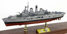Indlæs billede til gallerivisning BATTLESHIP HSM Invincible (R05) Aircraft carrier Falklands 1982 grå 1:700