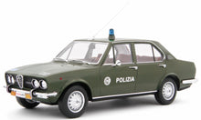 Indlæs billede til gallerivisning Alfa Romeo ALFETTA 1.8 POLIZIA STRADALE 1973 mørk grøn 1:18