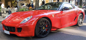 FERRARI 599 GTB FIORANO 2007 - F1 GEAR BOX - CAMBIO F1 WITH SHOWCASE ROSSO CORSA - RED BLACK 1:18