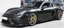 Indlæs billede til gallerivisning PORSCHE 718 CAYMAN GT4 RS WEISSACH PACKAGE 2023 DARK BREWSTER GREEN 1:18