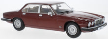 Indlæs billede til gallerivisning Jaguar XJ SERIES III mørk rød metallic 1:18