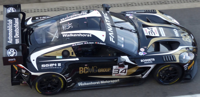 Aston Martin VANTAGE AMR GT3 EVO #34 PITTARD/GUNN/CHAVES 4th 24H SPA 2024 sort/guld/hvid 1:43
