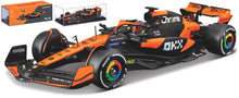 Indlæs billede til gallerivisning Mclaren MCL38 #81 OSCAR PIASTRI 2024 orange/sort 1:24