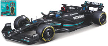 Indlæs billede til gallerivisning MERCEDES-AMG PETRONAS FORMULA ONE TEAM F1 W14 E PERFORMANCE #63 GEORGE RUSSELL 2023 - KIT sort/turkis 1:24