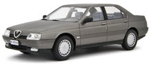 Indlæs billede til gallerivisning Alfa Romeo 164 2.0 TWIN SPARK 1987 grå metallic 1:18