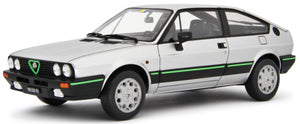 Alfa Romeo SPRINT 1.5 QUADRIFIGLIO VERDE 1983 sølv/sort/grøn 1:18