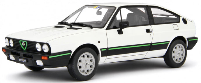 Alfa Romeo SPRINT 1.5 QUADRIFIGLIO VERDE 1983 hvid/sort/grøn 1:18