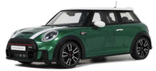 Indlæs billede til gallerivisning MINI COOPER F56 JCW JOHN COOPER WORKS 2023 BRITISH RACING GREEN 1:18