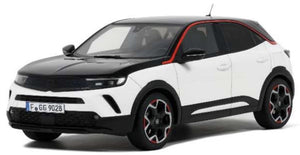 Opel MOKKA-E GS LINE 2021 hvid/sort/rød 1:18