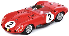 Indlæs billede til gallerivisning MASERATI 450S 4.5L V8 TEAM OFFICINE ALFIERI MASERATI N 2 24h LE MANS 1957 JEAN BEHRA - ANDRE SIMON RED 1:43