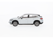 Indlæs billede til gallerivisning Mercedes Benz EQE SUV (X294) ELECTRIC ART LINE sølv 1:43 fra MERCEDES BENZ DEALERMODEL