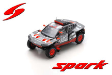 Indlæs billede til gallerivisning AUDI Q E-TRON RS TEAM AUDI SPORT N 211 RALLY DAKAR 2023 MATTIAS EKSTROM - EMIL BERGKVIST GREY SILVER BLACK 1:43