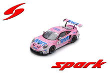Indlæs billede til gallerivisning Porsche 911 GT3 CUP #1 BASTIAN BUUS - PORSCHE SUPERCUP CHAMPION 2023 lyserød/hvid/blå 1:43