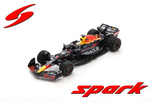 RED BULL F1 RB18 TEAM ORACLE RED BULL RACING N 1 WINNER JAPAN GP WITH PIT BOARD WORLD CHAMPION 2022 MAX VERSTAPPEN MATT BLUE YELLOW RED 1:43